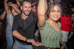 Pareja-bailando-salsa