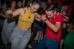 parejas-disfrutando-bachata-en-yucatan