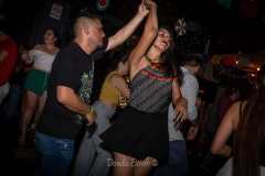 pareja-bailando-al-ritmo-de-bachata-merida-yucatan