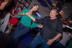 pareja-mexicana-bailando-bachata-en-merida