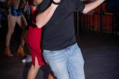 bailando-salsa-cubana-en-bachamambo